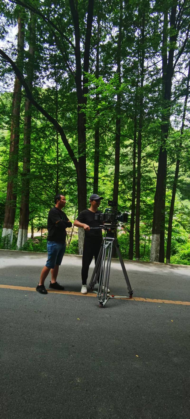 解锁尖扎县电商产品视频拍摄制作新路径，助力产品销量狂飙